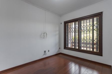 Casa à venda com 313m², 4 quartos e 3 vagas Casa à venda com 313m², 4 quartos e 3 vagasQuarto 1