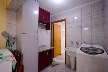 Casa à venda com 175m², 3 quartos e 2 vagas Casa à venda com 175m², 3 quartos e 2 vagasÁrea de Serviço