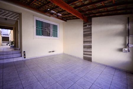 Casa à venda com 175m², 3 quartos e 2 vagas Casa à venda com 175m², 3 quartos e 2 vagasGaragem