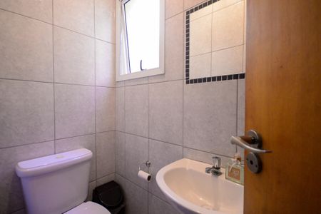 Casa à venda com 175m², 3 quartos e 2 vagas Casa à venda com 175m², 3 quartos e 2 vagasLavabo 2