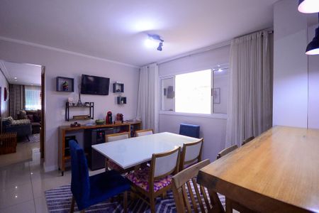 Casa à venda com 175m², 3 quartos e 2 vagas Casa à venda com 175m², 3 quartos e 2 vagasSala de Jantar