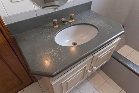 Apartamento à venda com 74m², 2 quartos e 1 vagaBanheiro