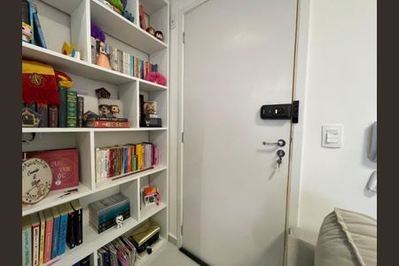 Apartamento à venda com 32m², 1 quarto e sem vaga Apartamento à venda com 32m², 1 quarto e sem vagaSala