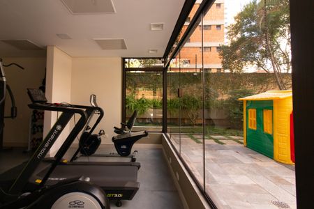 Apartamento à venda com 220m², 5 quartos e 3 vagasÁrea comum - Academia