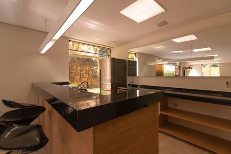 Apartamento à venda com 220m², 5 quartos e 3 vagasÁrea comum - Salão de festas