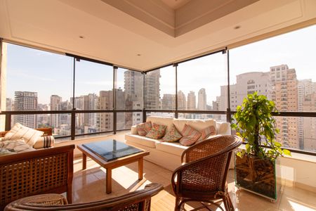 Apartamento à venda com 220m², 5 quartos e 3 vagasVaranda da Sala