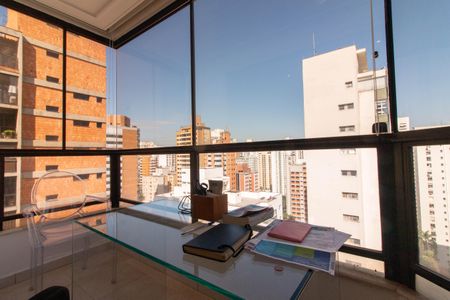 Apartamento à venda com 220m², 5 quartos e 3 vagasVaranda da Suíte 3