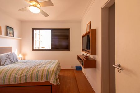 Apartamento à venda com 220m², 5 quartos e 3 vagasSuíte 1