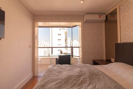 Apartamento à venda com 220m², 5 quartos e 3 vagasSuíte 3