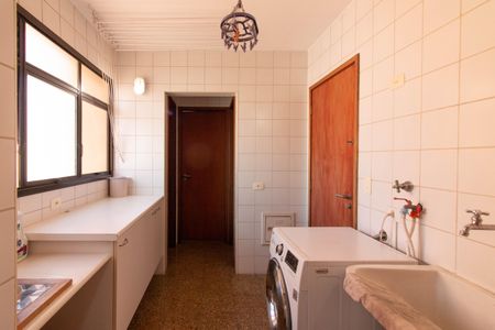 Apartamento à venda com 220m², 5 quartos e 3 vagasÁrea de Serviço