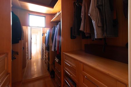 Apartamento à venda com 220m², 5 quartos e 3 vagasCloset da suíte 3