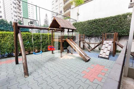Apartamento para alugar com 246m², 5 quartos e 4 vagas Apartamento para alugar com 246m², 5 quartos e 4 vagasArea Comum - Playground