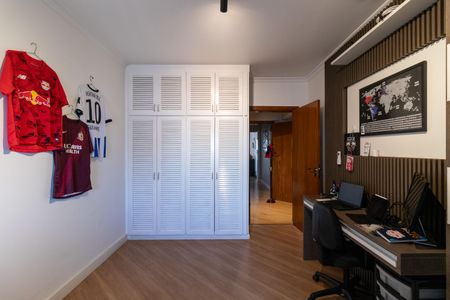 Apartamento para alugar com 246m², 5 quartos e 4 vagas Apartamento para alugar com 246m², 5 quartos e 4 vagasSuíte 2