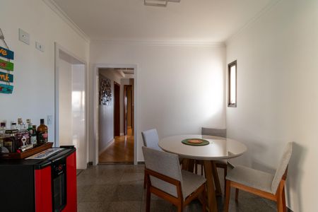Apartamento para alugar com 246m², 5 quartos e 4 vagas Apartamento para alugar com 246m², 5 quartos e 4 vagasCopa