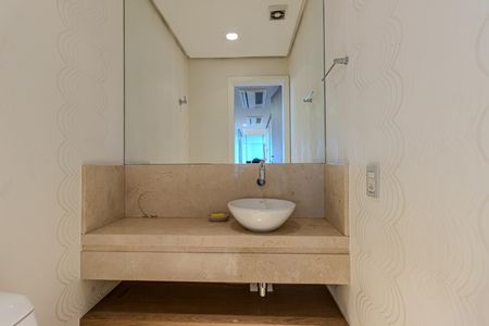 Apartamento para alugar com 220m², 2 quartos e 3 vagas Apartamento para alugar com 220m², 2 quartos e 3 vagasLavabo