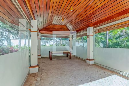 Apartamento para alugar com 220m², 2 quartos e 3 vagas Apartamento para alugar com 220m², 2 quartos e 3 vagasÁrea comum - Salão de jogos