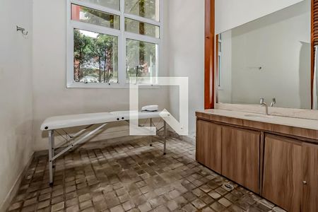 Apartamento para alugar com 220m², 2 quartos e 3 vagas Apartamento para alugar com 220m², 2 quartos e 3 vagasSPA