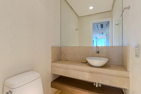 Apartamento para alugar com 220m², 2 quartos e 3 vagas Apartamento para alugar com 220m², 2 quartos e 3 vagasLavabo