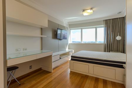 Apartamento para alugar com 220m², 2 quartos e 3 vagas Apartamento para alugar com 220m², 2 quartos e 3 vagasSuíte 2