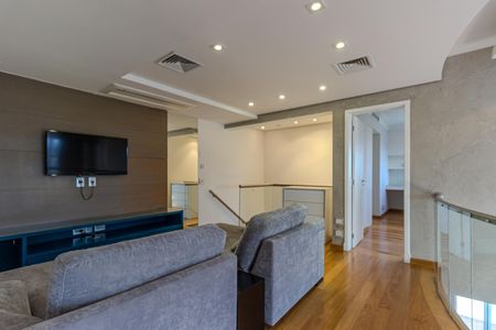 Apartamento para alugar com 220m², 2 quartos e 3 vagas Apartamento para alugar com 220m², 2 quartos e 3 vagasSala de TV
