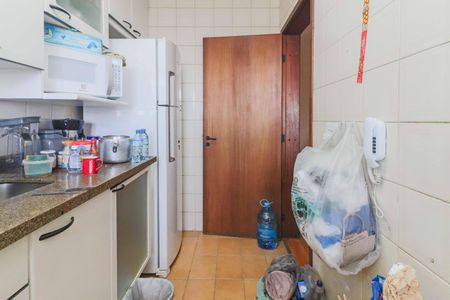 Apartamento à venda com 56m², 2 quartos e 1 vagaCozinha e Área de Serviço