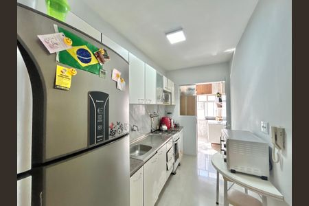 Apartamento à venda com 106m², 2 quartos e 1 vaga Apartamento à venda com 106m², 2 quartos e 1 vagaCozinha