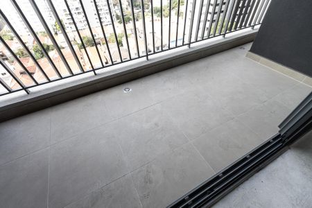 Apartamento à venda com 41m², 1 quarto e sem vaga Apartamento à venda com 41m², 1 quarto e sem vagaVaranda e Área de Serviço