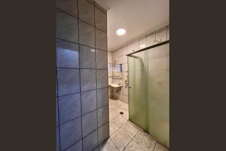 Casa à venda com 234m², 3 quartos e 4 vagas Casa à venda com 234m², 3 quartos e 4 vagasBanheiro Social