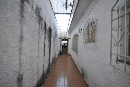 Casa à venda com 148m², 2 quartos e 2 vagasCorredor Lateral