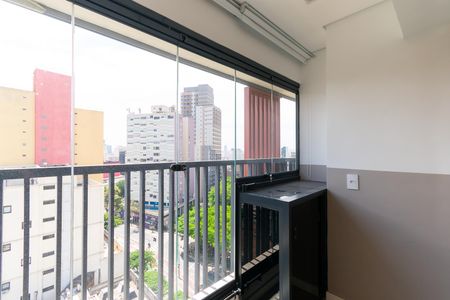 Varanda de kitnet/studio para alugar com 1 quarto, 24m² em Liberdade, São Paulo