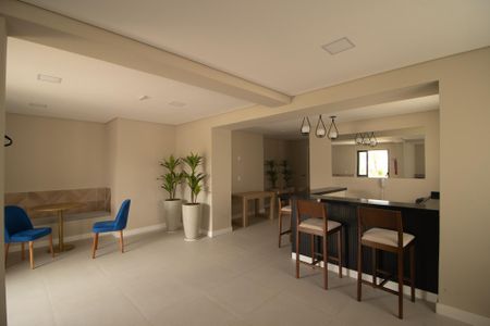 Apartamento para alugar com 36m², 2 quartos e 1 vaga Apartamento para alugar com 36m², 2 quartos e 1 vagaÁrea comum - Salão de festas