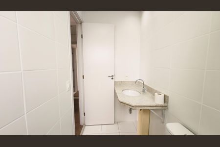 Apartamento à venda com 72m², 2 quartos e 2 vagasBanheiro da Suíte