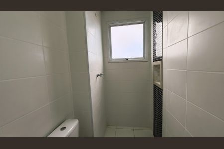 Apartamento à venda com 72m², 2 quartos e 2 vagasBanheiro da Suíte