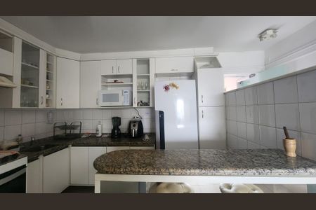 Apartamento para alugar com 180m², 2 quartos e 2 vagasCozinha