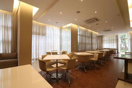 Apartamento à venda com 80m², 2 quartos e 2 vagasÁrea comum - Salão de festas