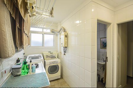 Apartamento à venda com 110m², 3 quartos e 2 vagas Apartamento à venda com 110m², 3 quartos e 2 vagasÁrea de Serviço