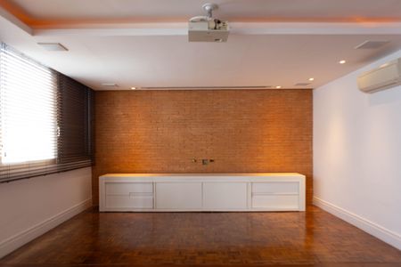 Apartamento à venda com 158m², 2 quartos e 2 vagas Apartamento à venda com 158m², 2 quartos e 2 vagasSala