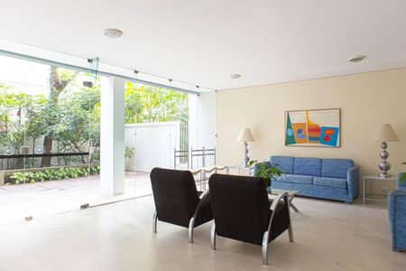 Apartamento à venda com 158m², 2 quartos e 2 vagas Apartamento à venda com 158m², 2 quartos e 2 vagasHall social