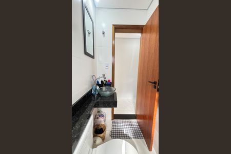 Apartamento à venda com 106m², 2 quartos e 1 vaga Apartamento à venda com 106m², 2 quartos e 1 vagaBanheiro