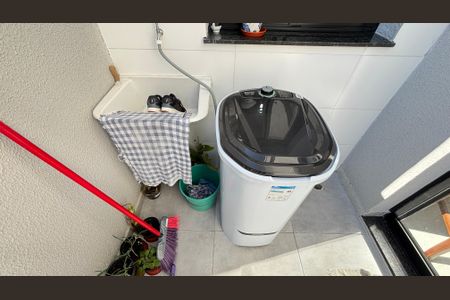 Apartamento à venda com 106m², 2 quartos e 1 vaga Apartamento à venda com 106m², 2 quartos e 1 vagaÁrea de Serviço