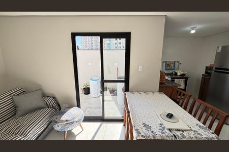 Apartamento à venda com 106m², 2 quartos e 1 vaga Apartamento à venda com 106m², 2 quartos e 1 vagaSala