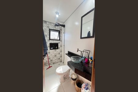 Apartamento à venda com 106m², 2 quartos e 1 vaga Apartamento à venda com 106m², 2 quartos e 1 vagaBanheiro