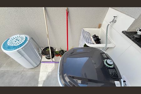 Apartamento à venda com 106m², 2 quartos e 1 vaga Apartamento à venda com 106m², 2 quartos e 1 vagaÁrea de Serviço