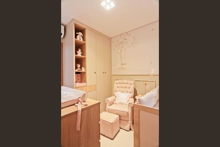 Casa à venda com 206m², 3 quartos e 4 vagasSuíte 2