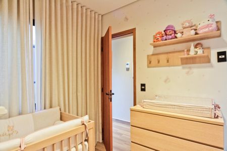 Casa à venda com 206m², 3 quartos e 4 vagasSuíte 2