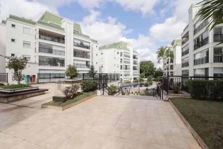 Apartamento à venda com 246m², 3 quartos e 2 vagas Apartamento à venda com 246m², 3 quartos e 2 vagasFachada