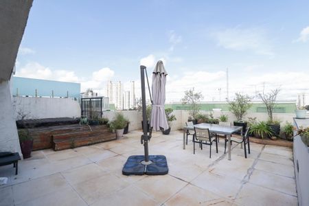Apartamento à venda com 246m², 3 quartos e 2 vagas Apartamento à venda com 246m², 3 quartos e 2 vagasÁrea comum - Terraço