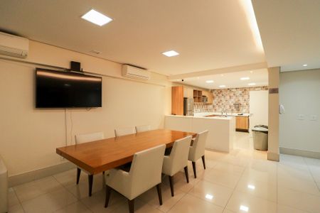Apartamento à venda com 246m², 3 quartos e 2 vagasÁrea comum - Salão de Festas