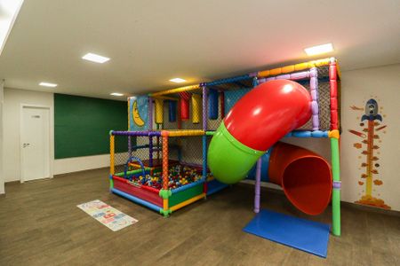 Apartamento à venda com 246m², 3 quartos e 2 vagasÁrea comum - Brinquedoteca