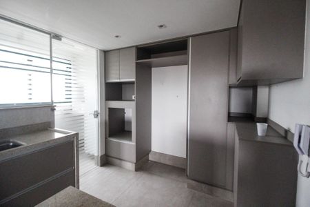 Apartamento à venda com 150m², 3 quartos e 2 vagas Apartamento à venda com 150m², 3 quartos e 2 vagasCozinha